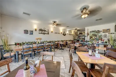 2414 Tamiami Trail, FL