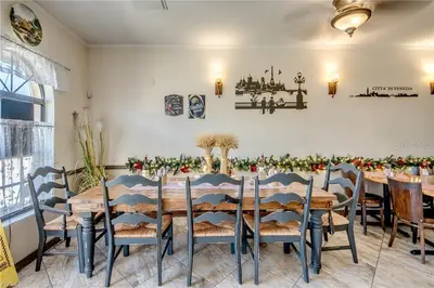 2414 Tamiami Trail, FL