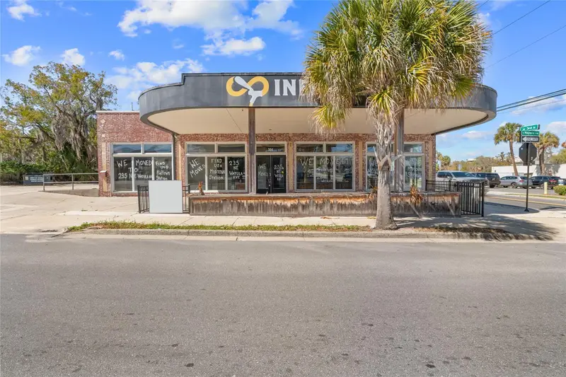 304 S Magnolia Ave, FL