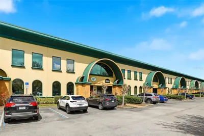 6881 Kingspointe Parkway, FL