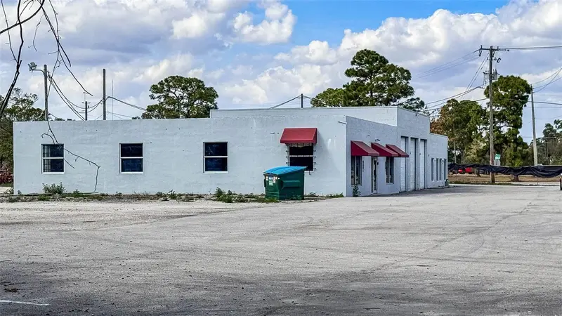 415 Angle Rd, FL