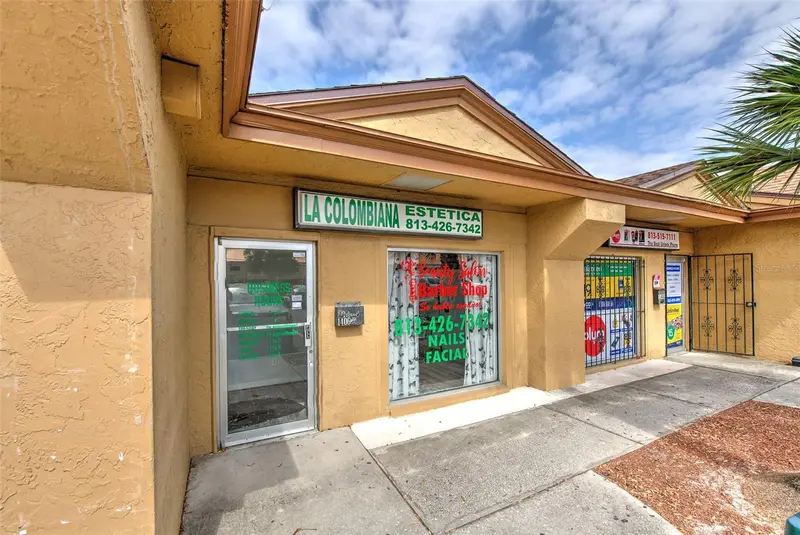 1402 E Fletcher Ave #1406, FL