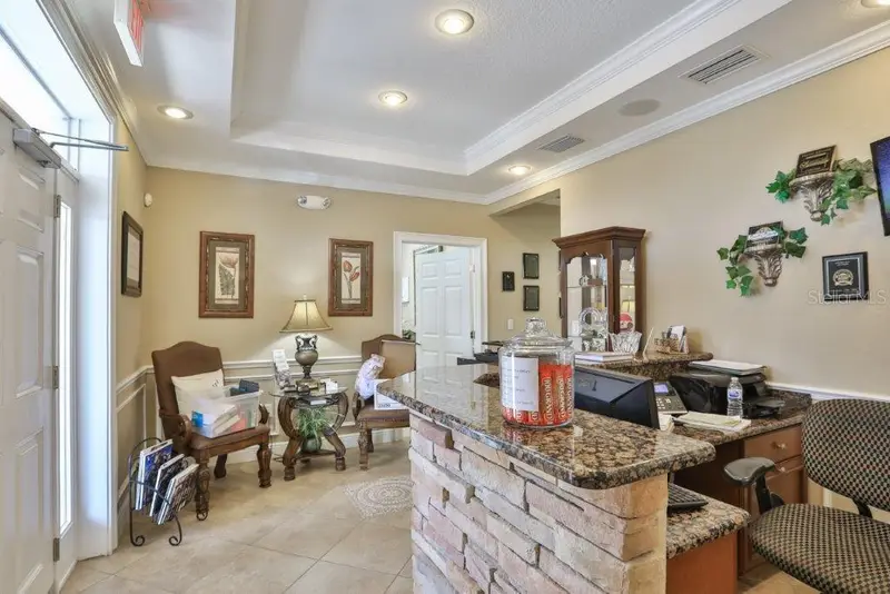 437 Apollo Beach Blvd #F-4, FL