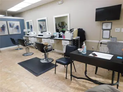120 Alexandria Boulevard, FL