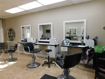 120 Alexandria Boulevard, FL