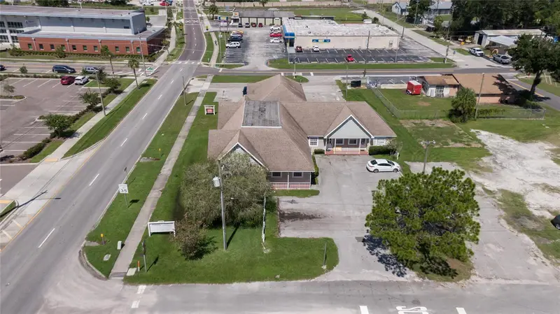 504 E Baker St, FL