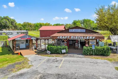 26921 Bloomfield Avenue, FL