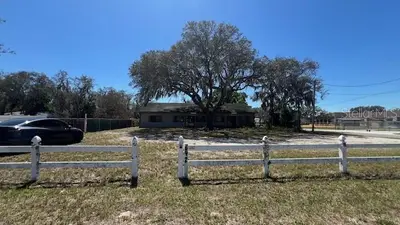 302 Broadway Boulevard, FL