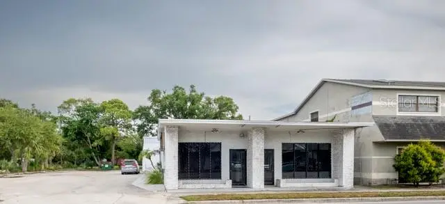 5630 Park Blvd N #A & B, FL