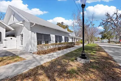 115 1st Street, FL
