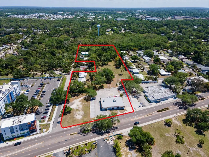 4500 N Tamiami Trl, FL