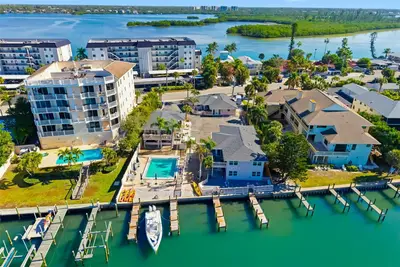 9022 Midnight Pass Road, FL