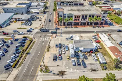 236 Tamiami Trail, FL