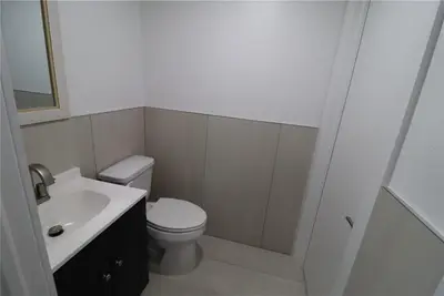 1225 Tamiami Trail, FL