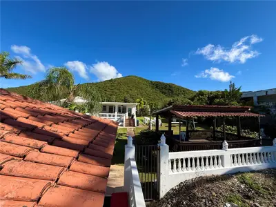 Road #3 Beach Front Hotel, PR