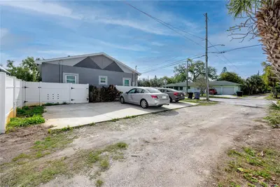 1835 16th Street, FL