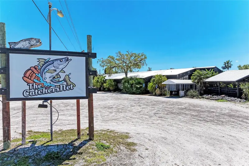 5611 Us Highway 19, FL
