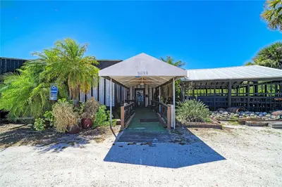 5611 Us Highway 19, FL