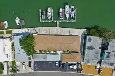 2307 Bay Boulevard, FL