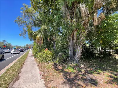 1519 Manatee Avenue, FL