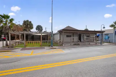 411 Flagler Avenue, FL