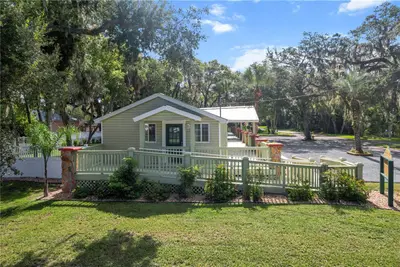 107 4th Street, FL