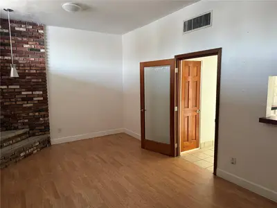 4930 Park Boulevard, FL