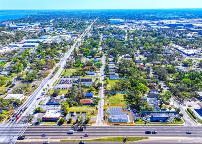 1003 1st Street, FL