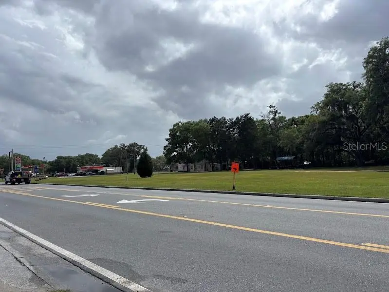 11471 E Highway 316, FL