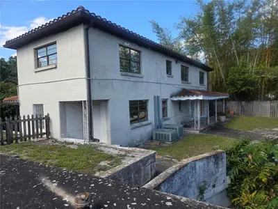 8002 Florida Avenue, FL