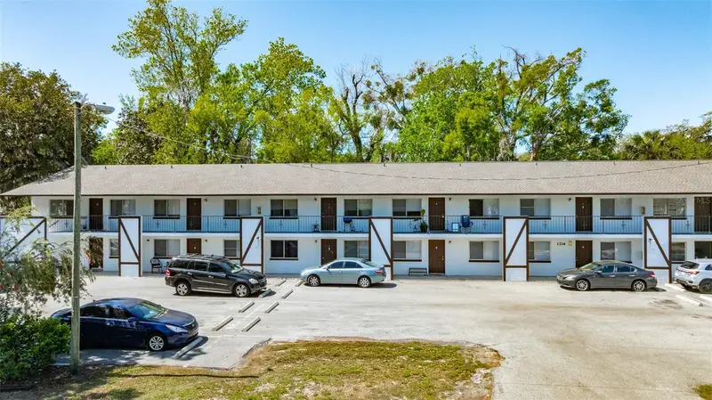 1216 Kennedy Rd, FL