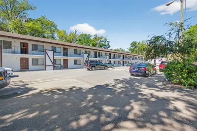 1216 Kennedy Road, FL