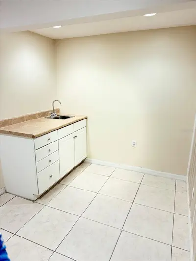 706 7th Street, FL
