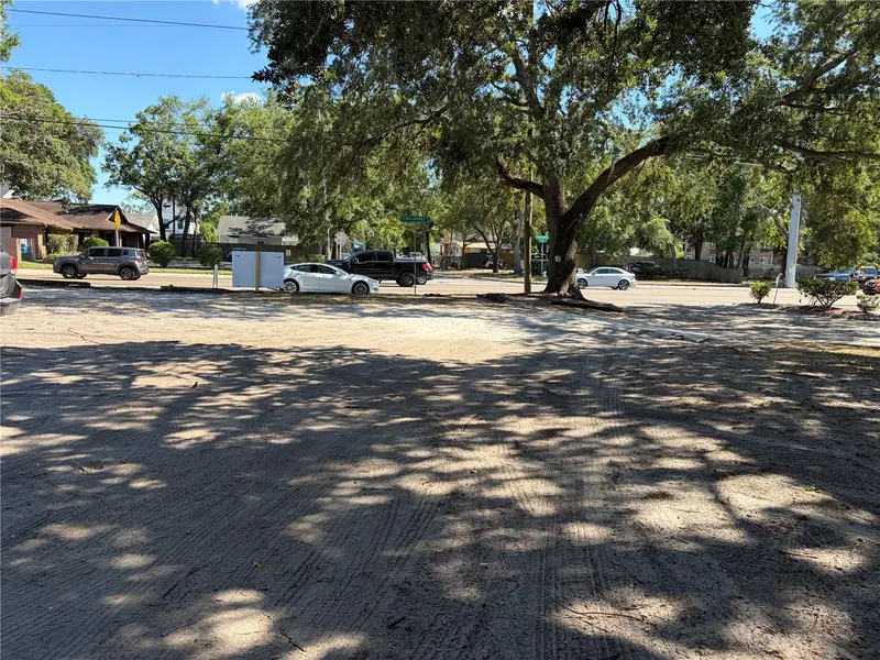 312 E Dr Martin Luther King Jr Blvd, FL