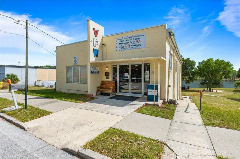 855 W Desoto St, FL