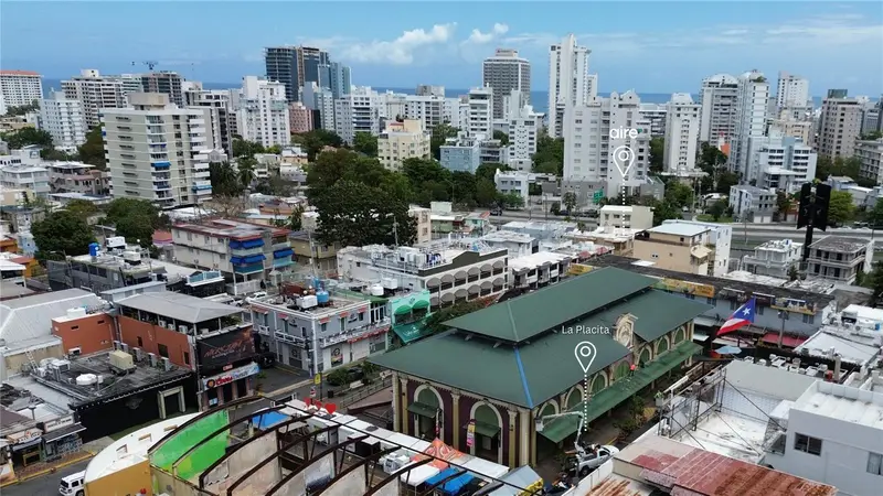 162 La Placita De Santurce, Dos Hermanos, PR