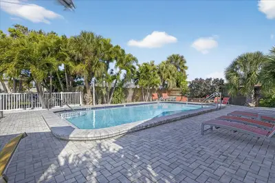 523 72nd Avenue, FL