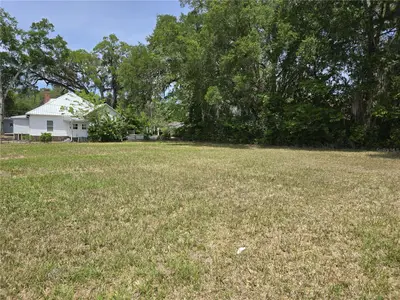 33 3rd Street, FL