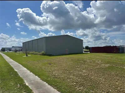 1721 Leesburg Commons Court, FL