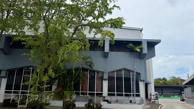 272 Calle 272 Bloq. L B 12, Urb. Country Club, PR