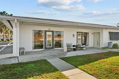 439 Causeway Boulevard, FL