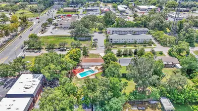 2433 2nd Street, FL