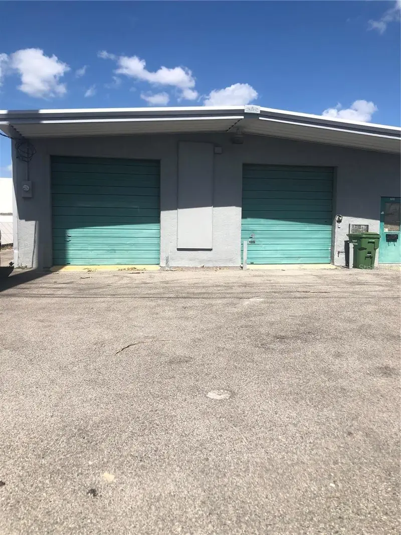 2135 12 St, FL