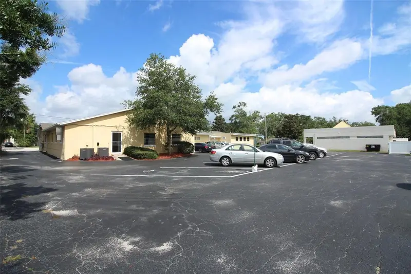 407 Lake Howell Rd, FL