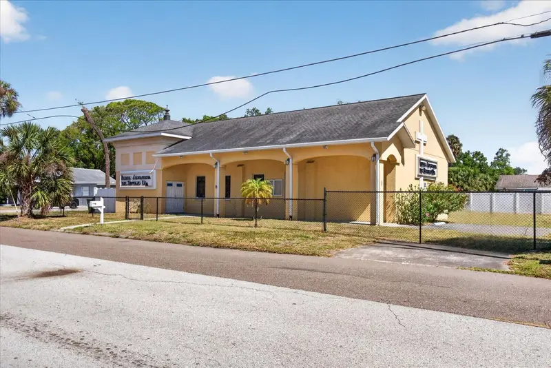 2018 Grant St, FL