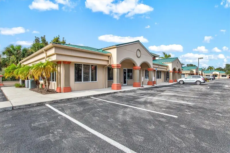 234 N Rhodes Ave #105, FL