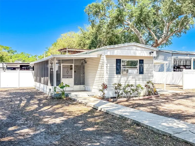 5807 Barry Ln, FL