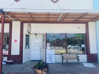 215 Oak Street, FL