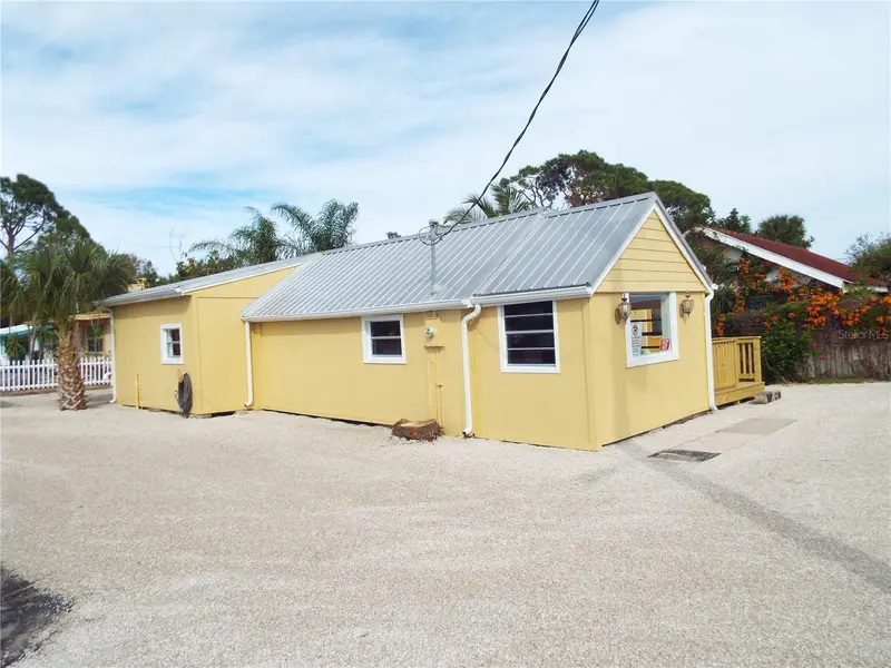 150 E Bay Heights Rd, FL
