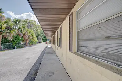 830 Clake Street, FL